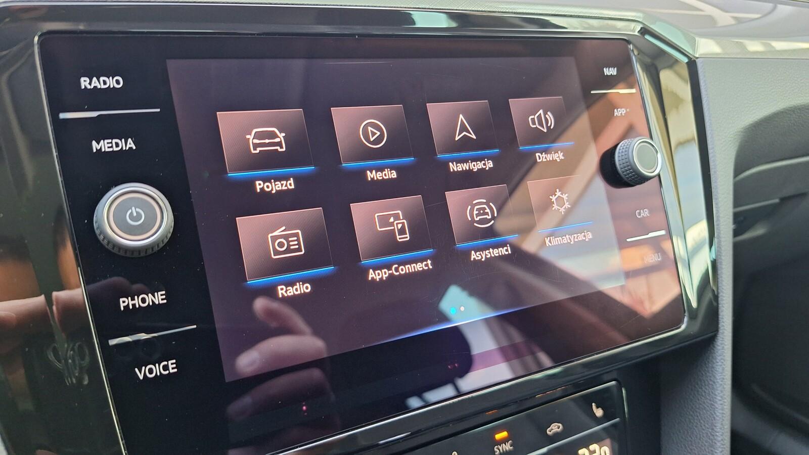 serwisASO 2.0TDI 150KM pakiety LED kamera hak navi AppConnect VAT23% 20