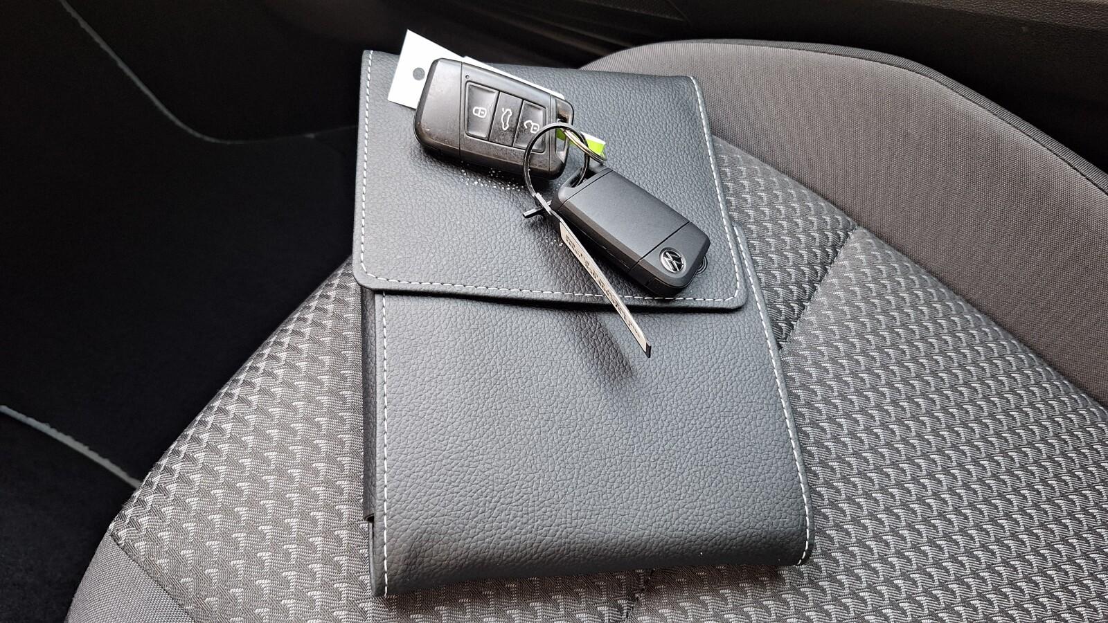 serwis ASO 2.0TDI 150KM bezwypadkowy pakiety LED AppConnect navi VAT23 32