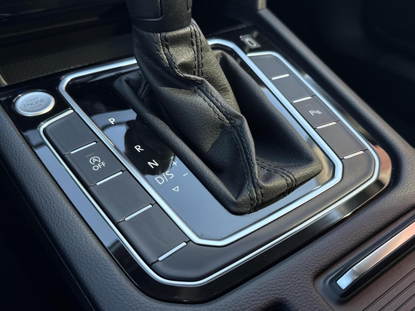 Android Auto Nawigacja Hak Kamera Reflektory LED Tempomat 21