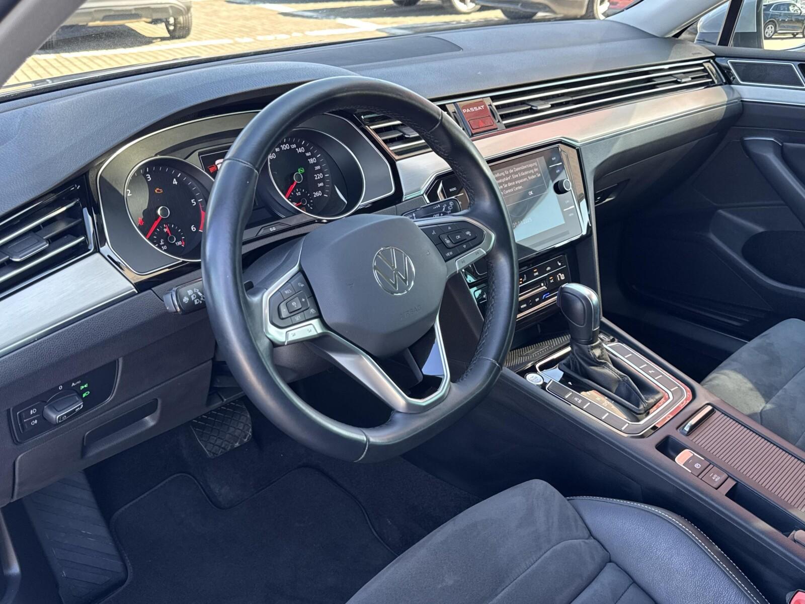Android Auto Nawigacja Hak Kamera Reflektory LED Tempomat 8