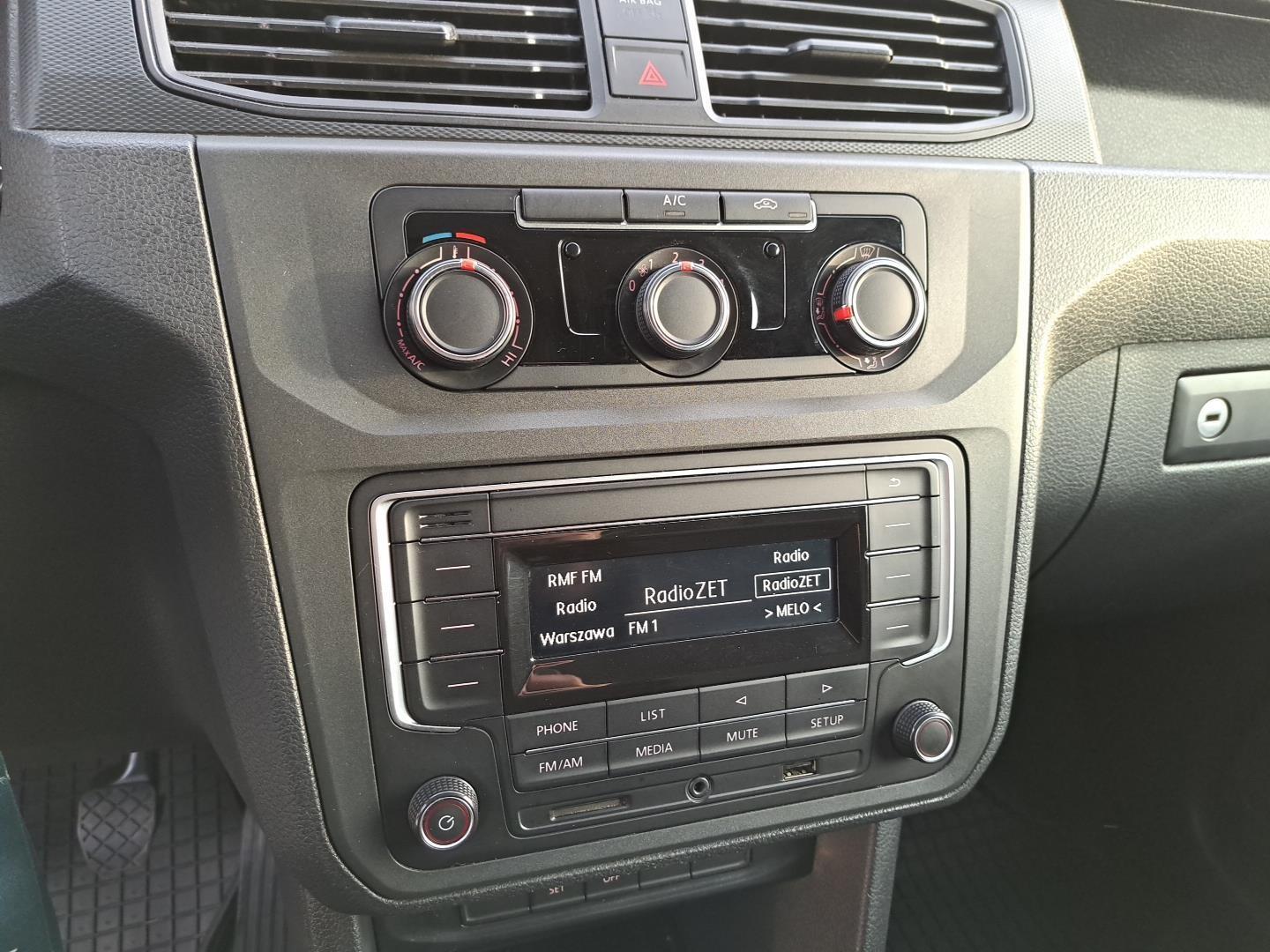 Volkswagen Caddy Furgon 13
