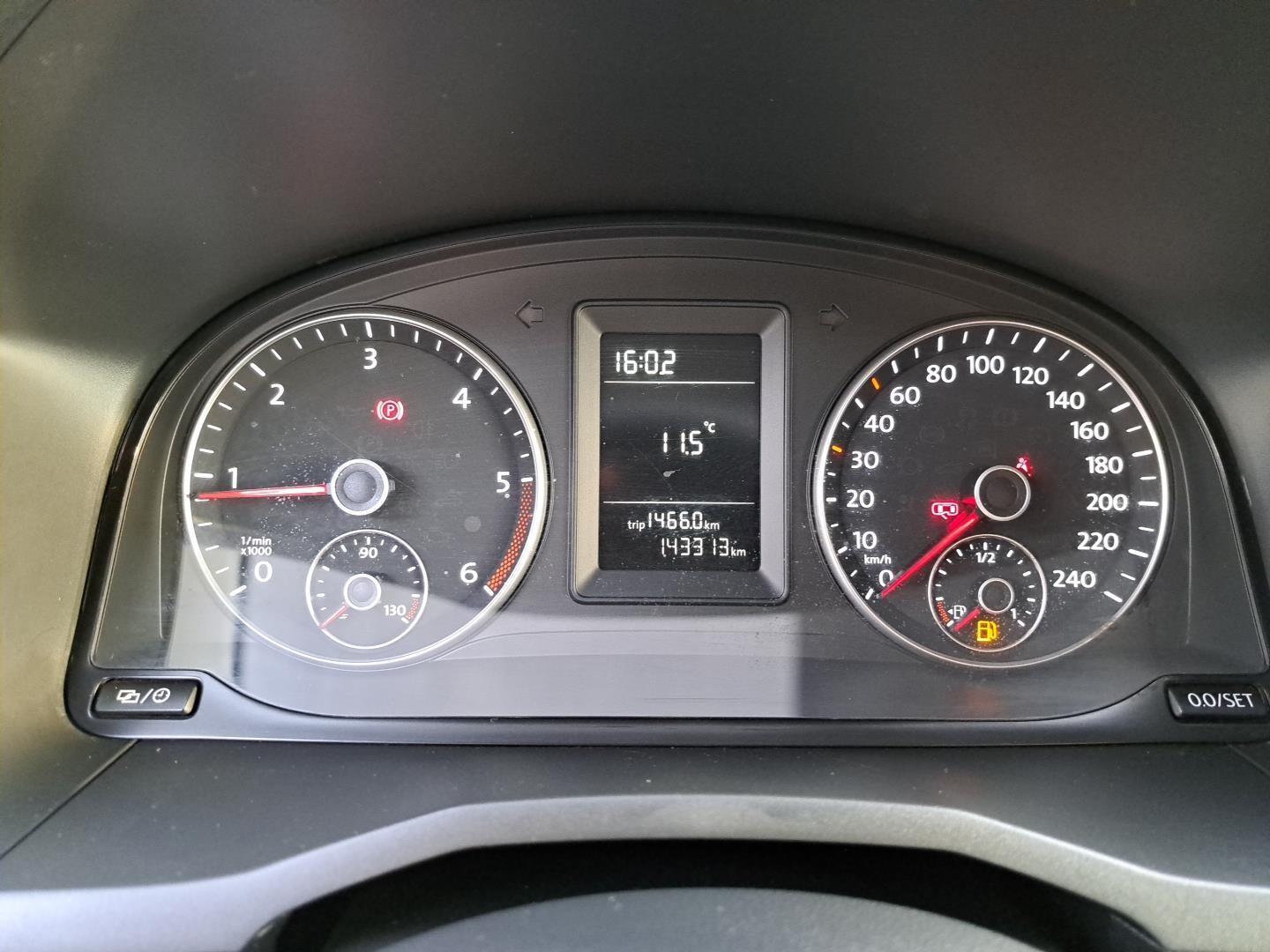 Volkswagen Caddy Furgon 12