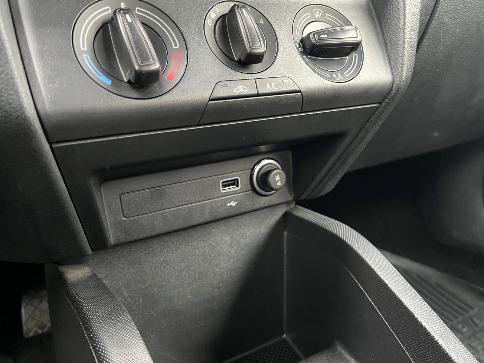 1.0 TSI 95KM Ambition |Kamera|Grzane Fotele|Android|Salon PL 18