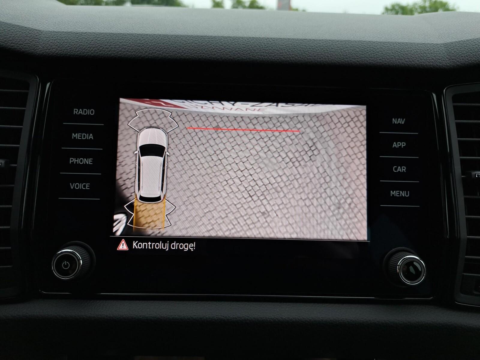 Sportline 4x4 2.0TSI 190KM DSG LED Panorama Kamera El.Klapa 20" FV23% 33