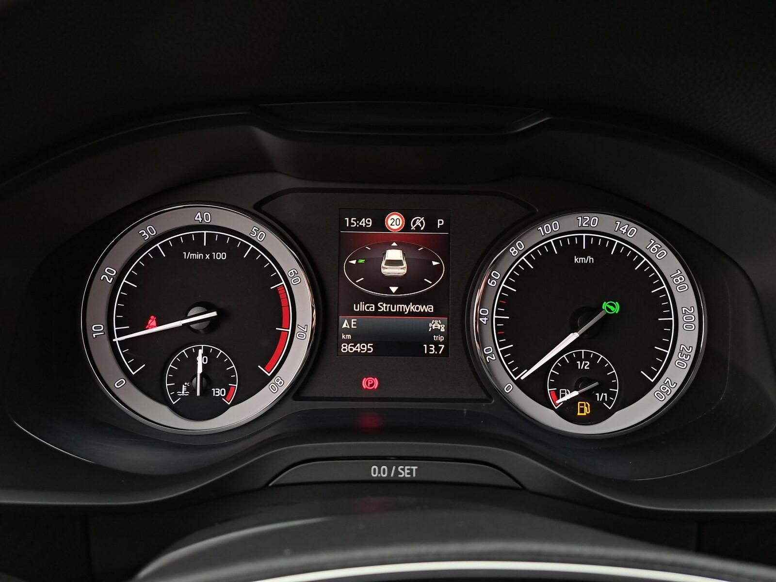 Sportline 4x4 2.0TSI 190KM DSG LED Panorama Kamera El.Klapa 20" FV23% 23
