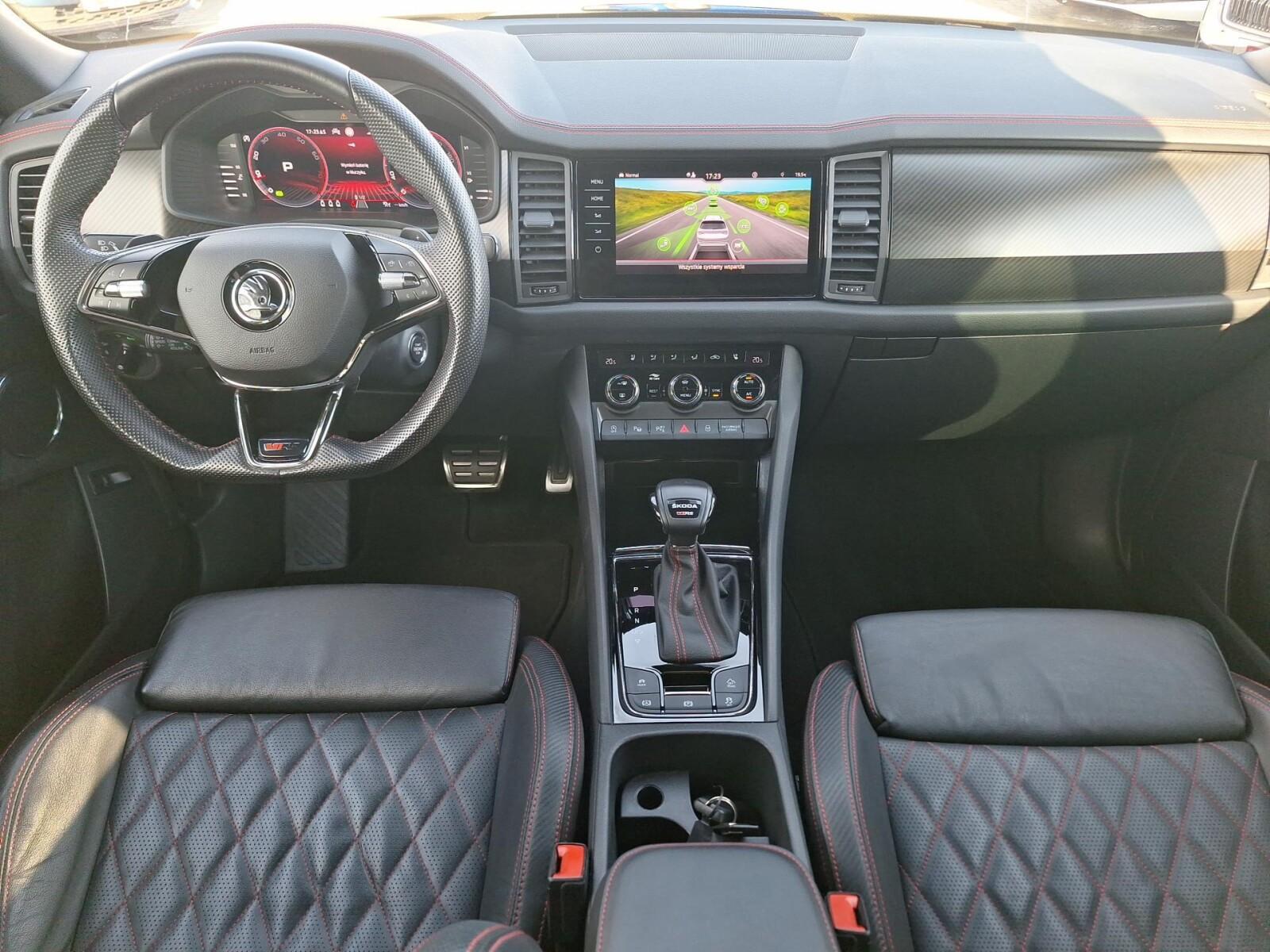 RS 2,0 TSI 4X4 245KM DSG, Serwis ASO 13