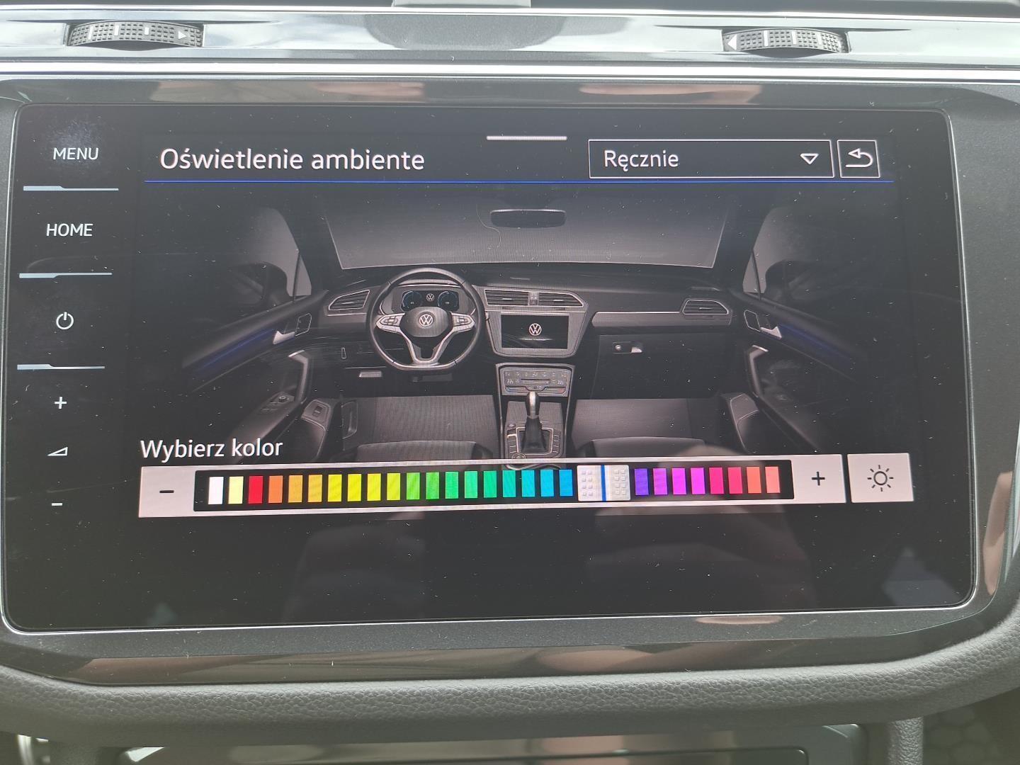 Android Auto Nawigacja Head-Up Hak Kamera parkowania Reflektory LED 27
