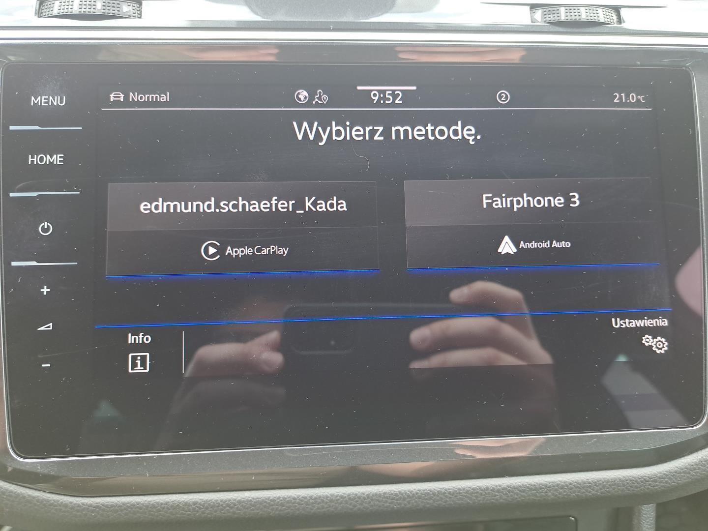Android Auto Nawigacja Head-Up Hak Kamera parkowania Reflektory LED 19