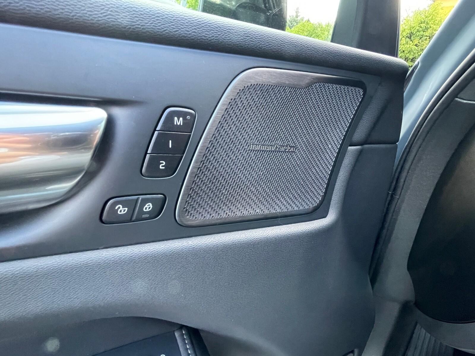 R-Design, AWD, Head-Up, Pneumatyka, Harman Kardon, masaż,VAT 23% 28