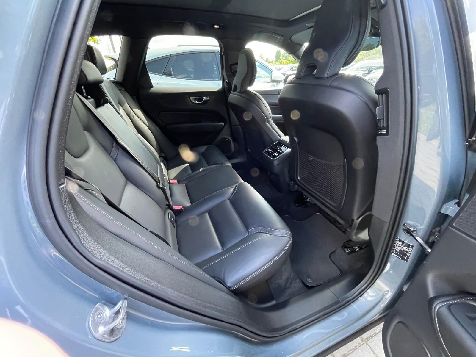 R-Design, AWD, Head-Up, Pneumatyka, Harman Kardon, masaż,VAT 23% 14