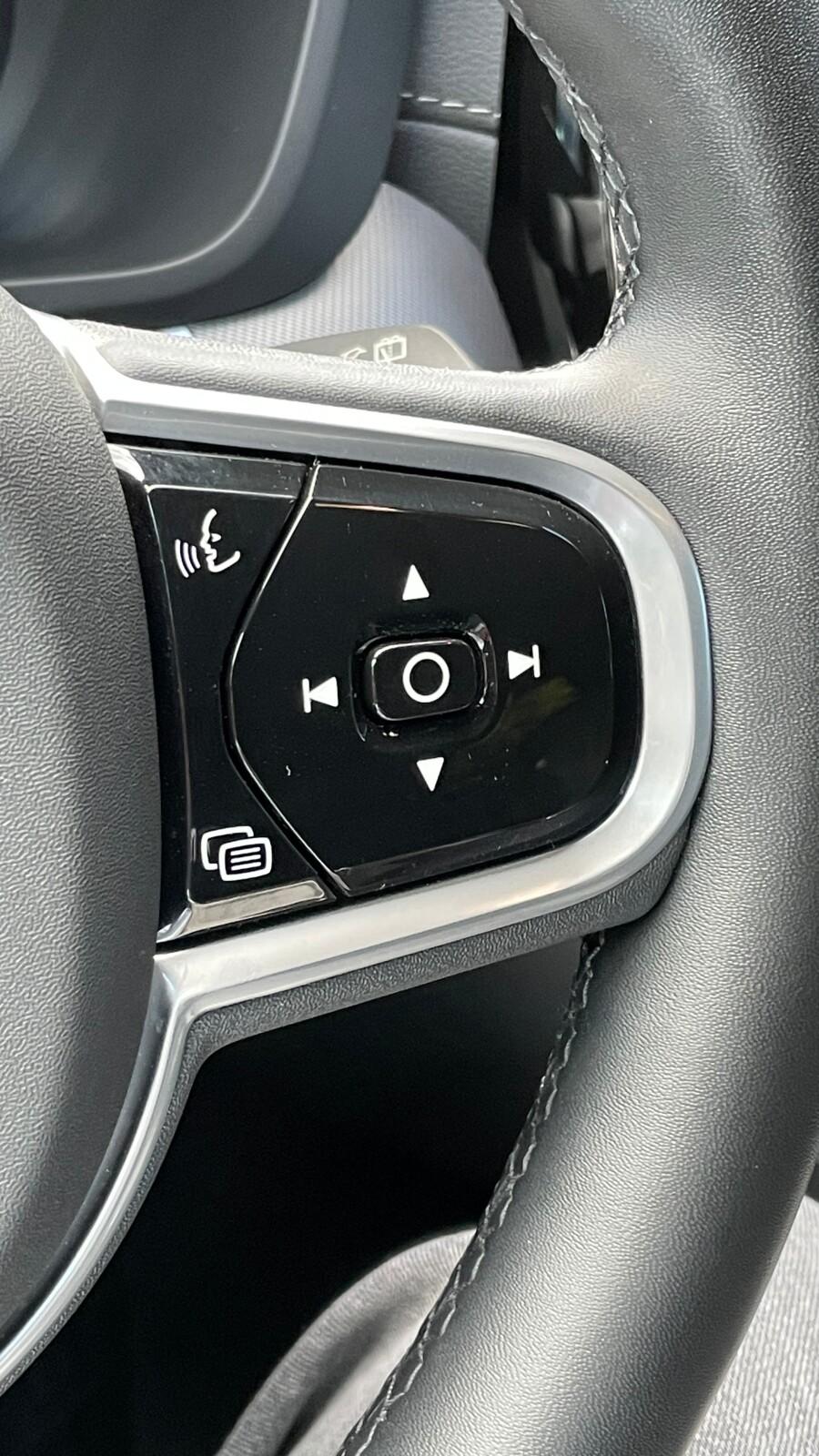 R-Design, AWD, Head-Up, Pneumatyka, Harman Kardon, masaż,VAT 23% 19