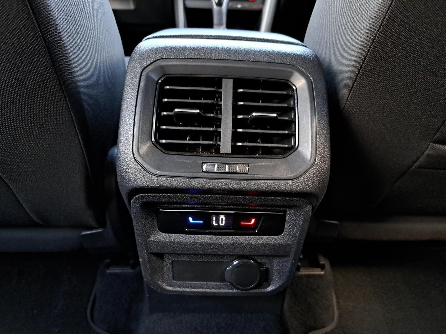 SalonPL 2.0TDI 150KM DSG 7os. Matrix ACC Virtual HAK Kessy Masaż FV23% 18