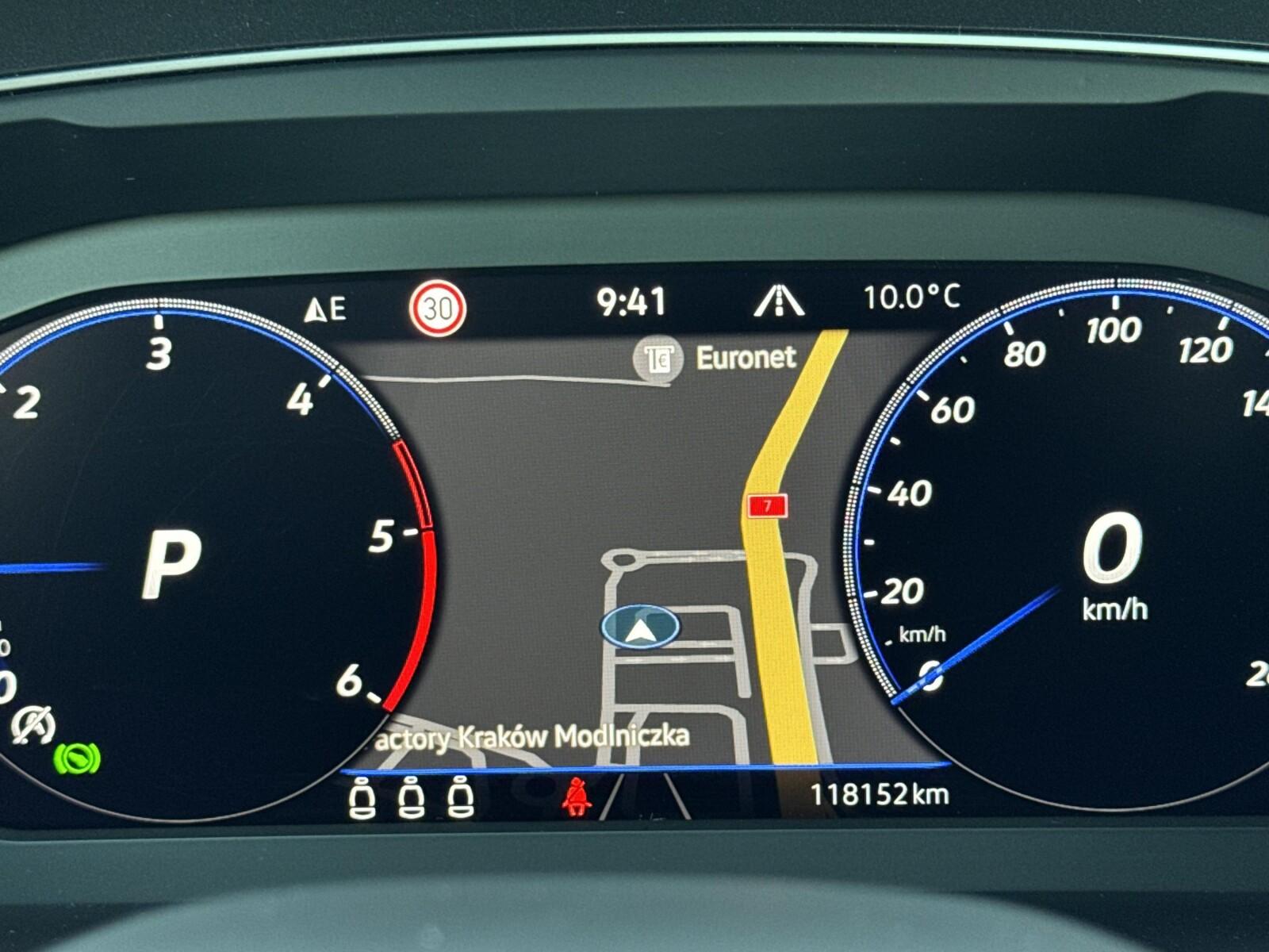 Tiguan R-line 4 Motion DSG, Kamera 360, APP, Hak, Keyless 15