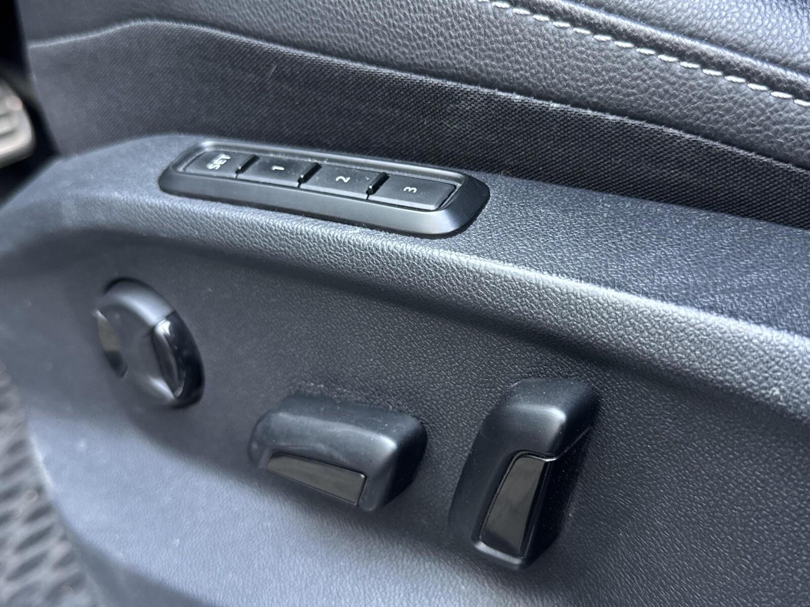 Tiguan R-line 4 Motion DSG, Kamera 360, APP, Hak, Keyless 10