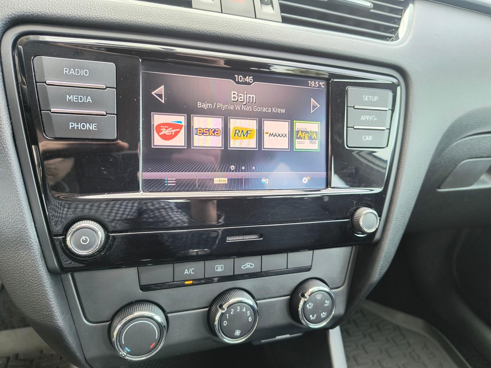 SalonPL serwis ASO 1.6TDI 115KM pakiet SmartLink komputer Airbag VAT23 14