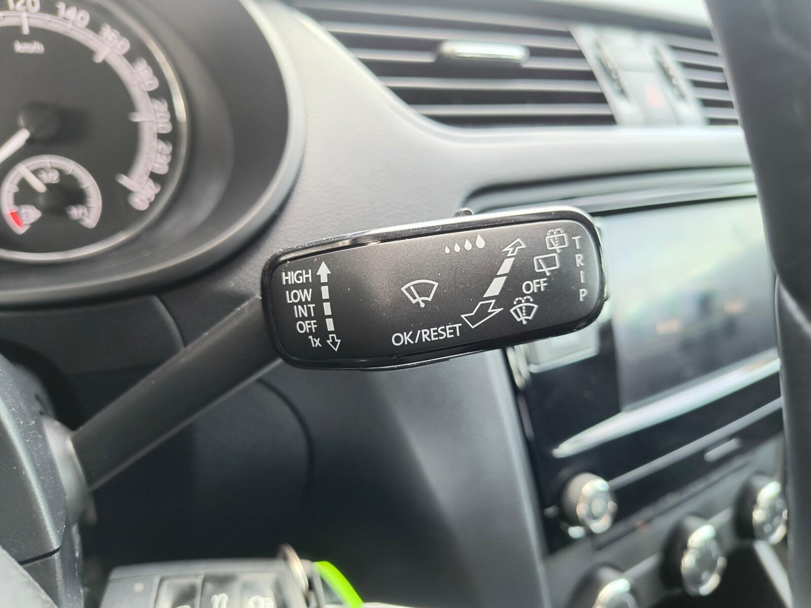 SalonPL serwis ASO 1.6TDI 115KM pakiet SmartLink komputer Airbag VAT23 12
