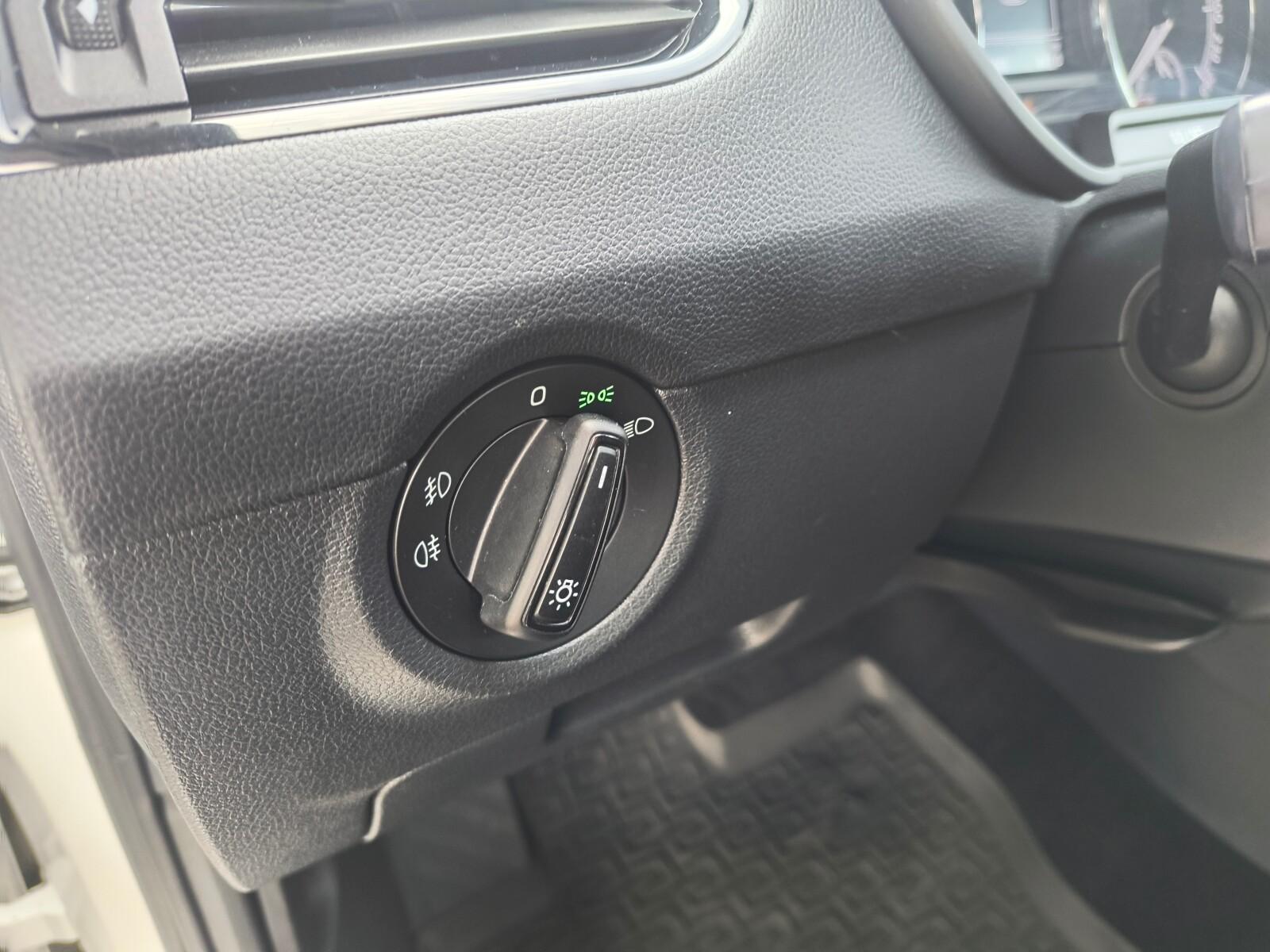SalonPL serwis ASO 1.6TDI 115KM pakiet SmartLink komputer Airbag VAT23 11