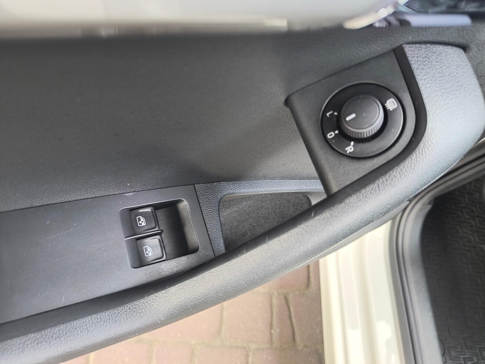 SalonPL serwis ASO 1.6TDI 115KM pakiet SmartLink komputer Airbag VAT23 10
