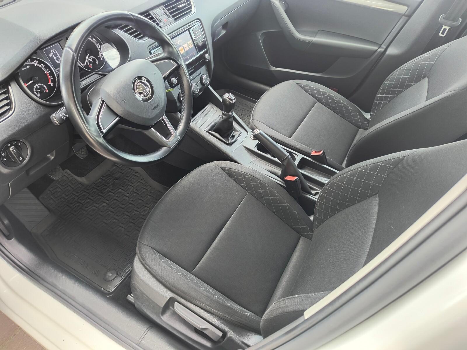 SalonPL serwis ASO 1.6TDI 115KM pakiet SmartLink komputer Airbag VAT23 8