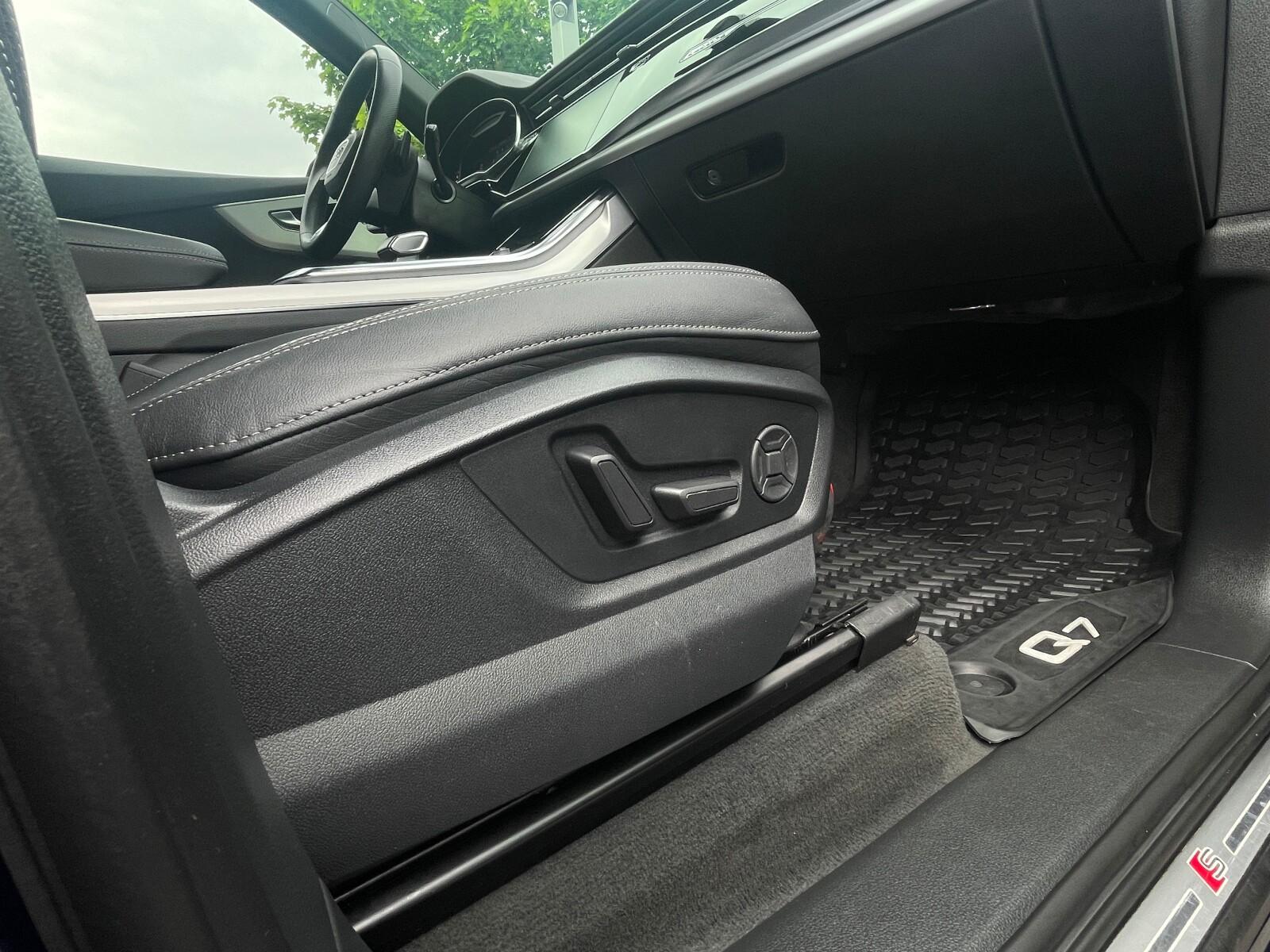 Audi Q7 S line 45 TDI quattro 170(231) kW(KM) tiptronic 12