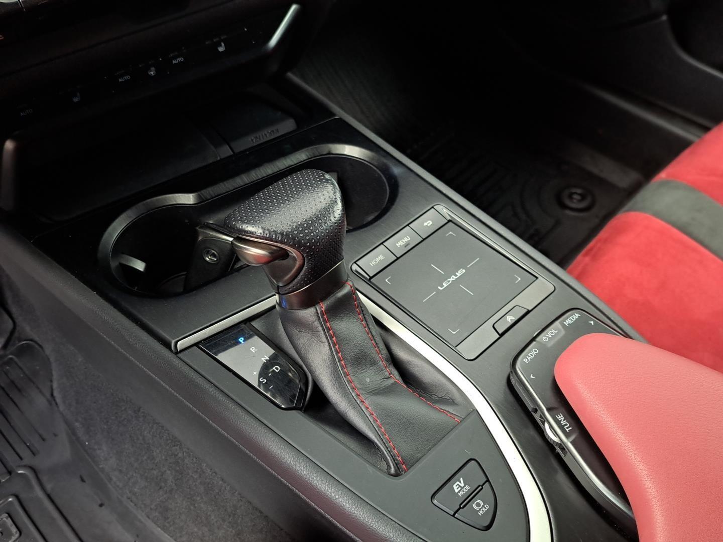 Lexus UX null 18