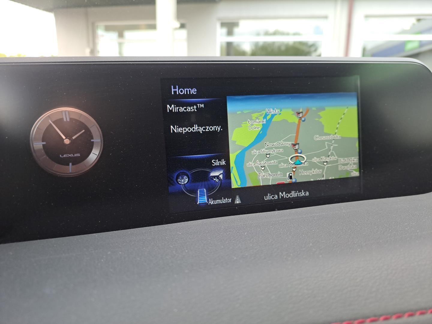 Lexus UX null 26