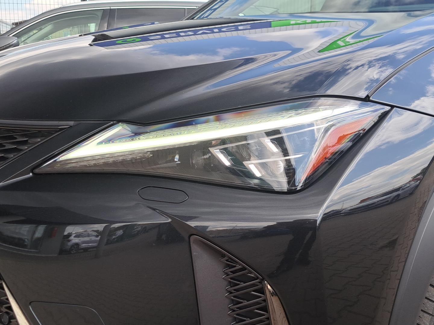 Lexus UX null 9