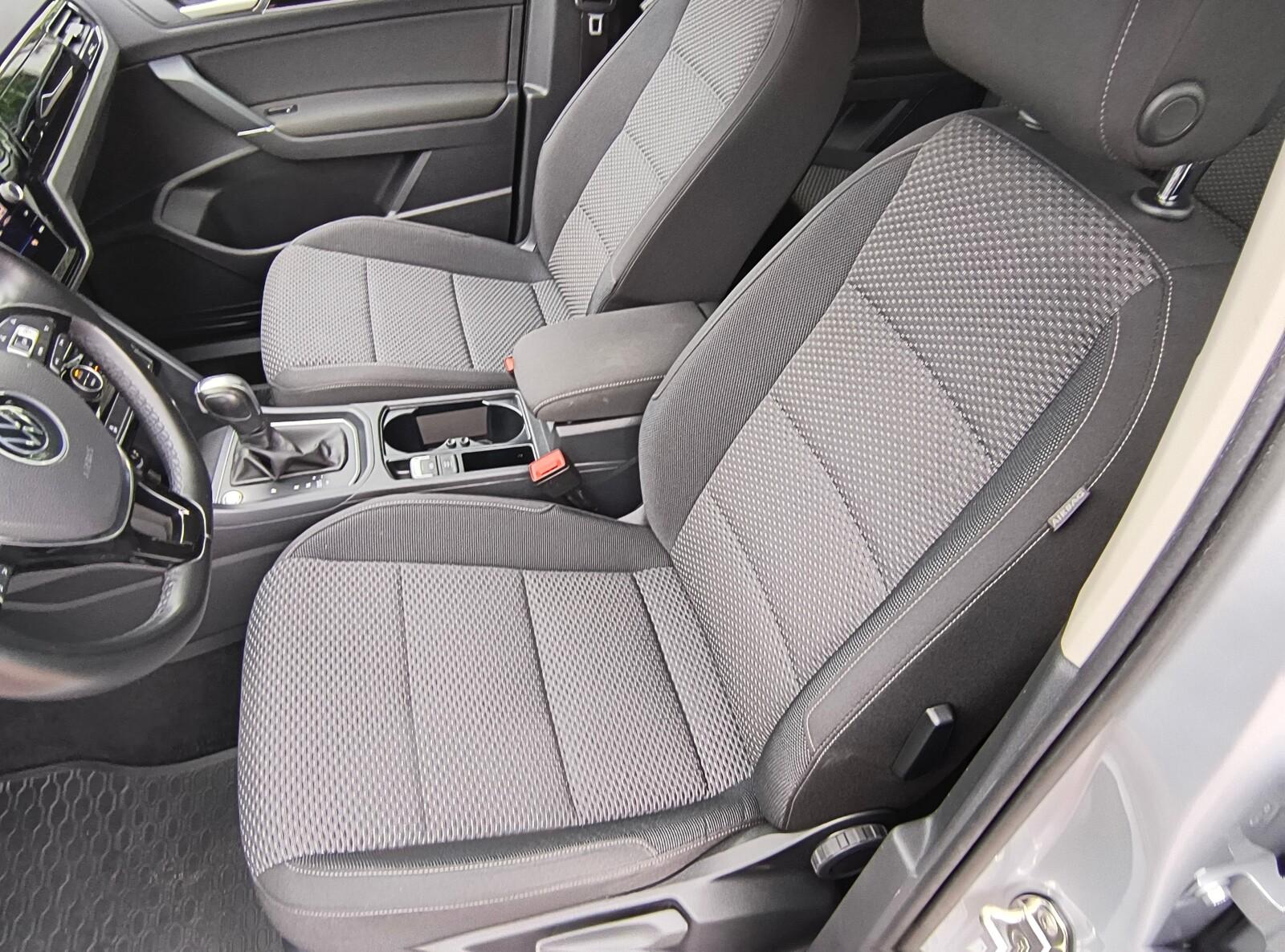 SalonPL serwis ASO 2.0TDI 150KM bezwypadkowy pakiety navi LED VAT23% 9