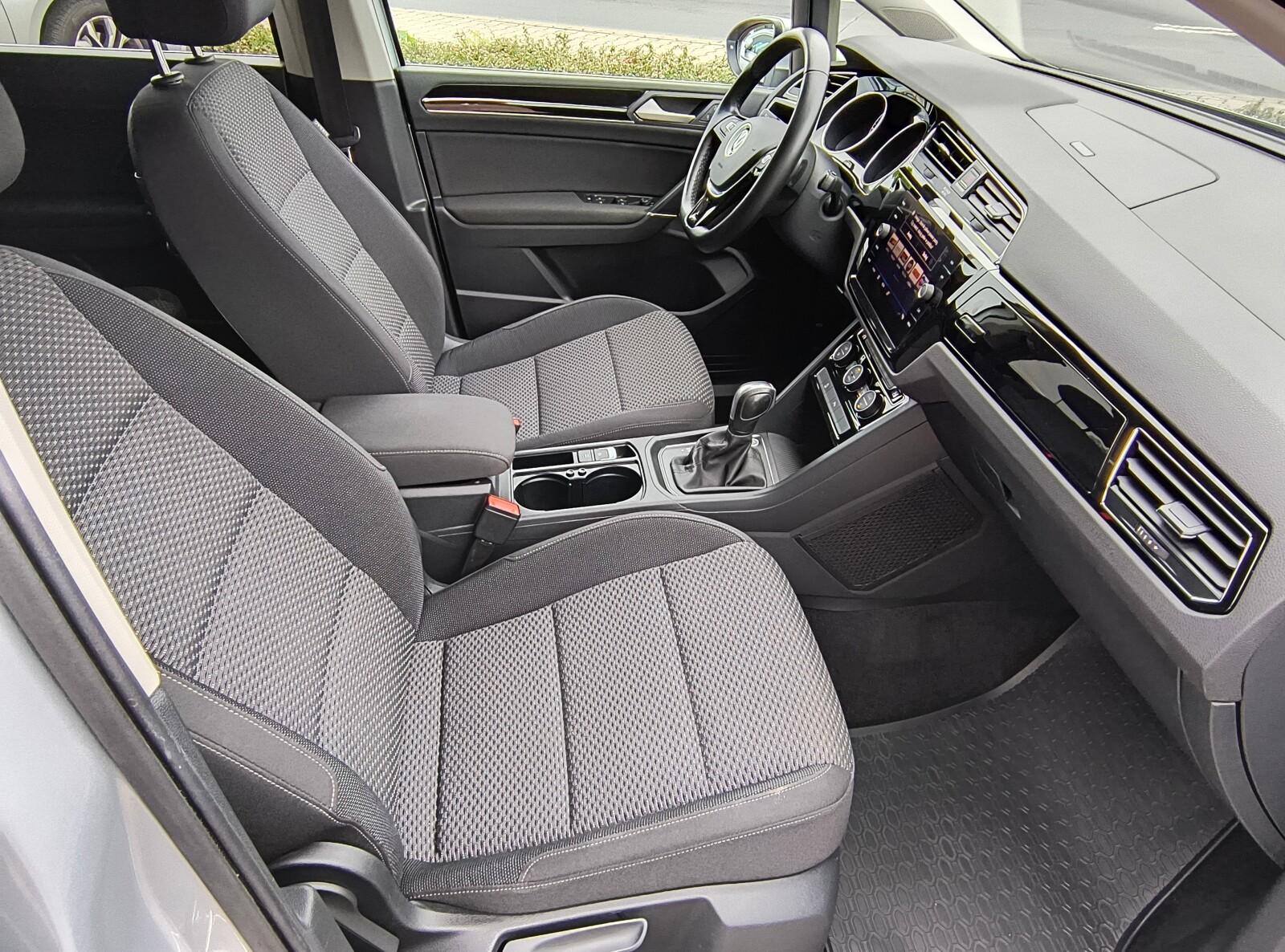 SalonPL serwis ASO 2.0TDI 150KM bezwypadkowy pakiety navi LED VAT23% 10