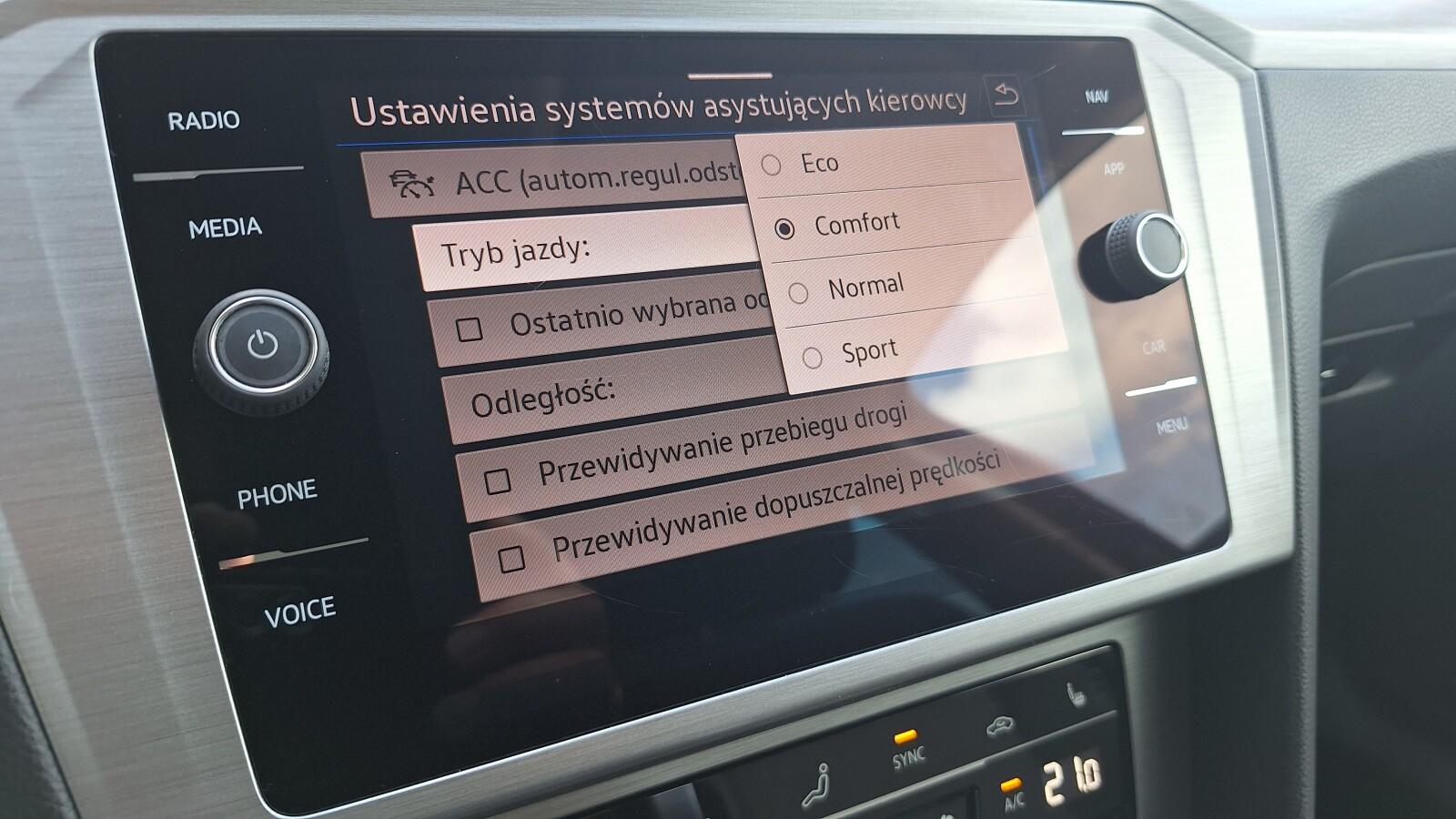 serwis ASO 2.0TDI 150KM bezwypadkowy pakiety ACC kamera PDC VAT23% 25