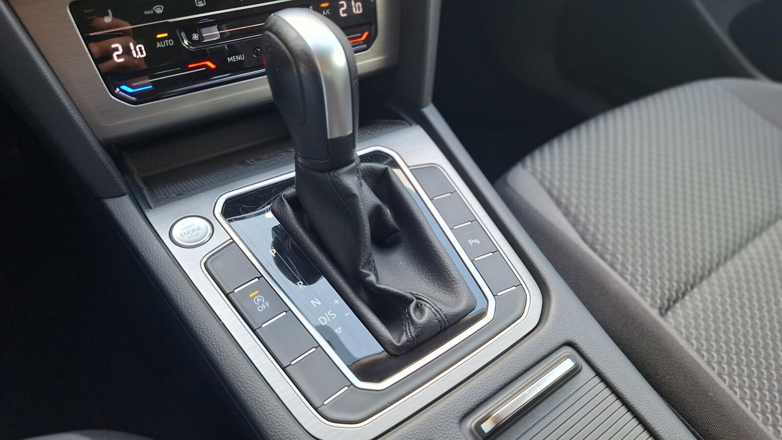 serwis ASO 2.0TDI 150KM bezwypadkowy pakiety ACC kamera PDC VAT23% 33