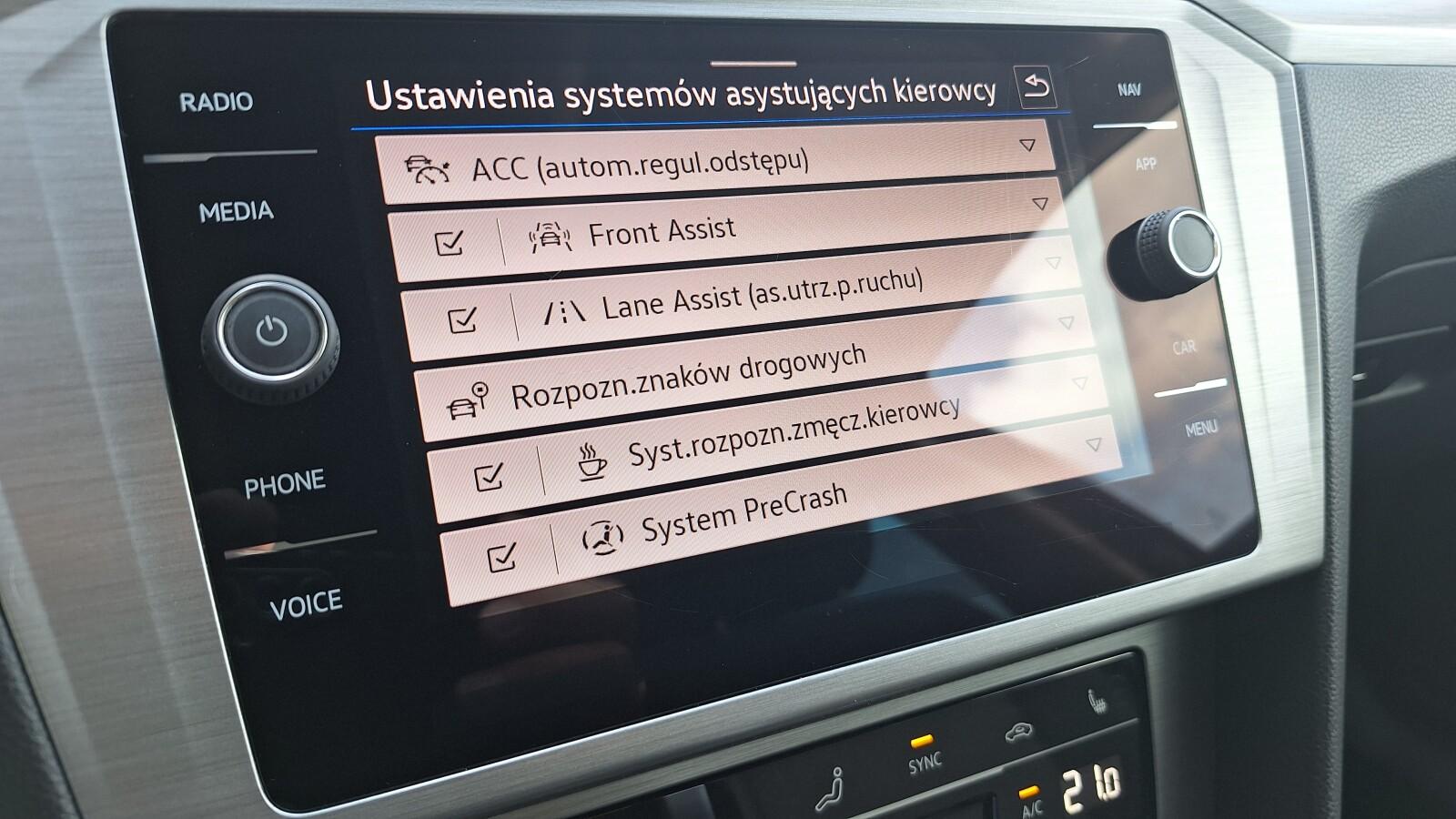 serwis ASO 2.0TDI 150KM bezwypadkowy pakiety ACC kamera PDC VAT23% 24