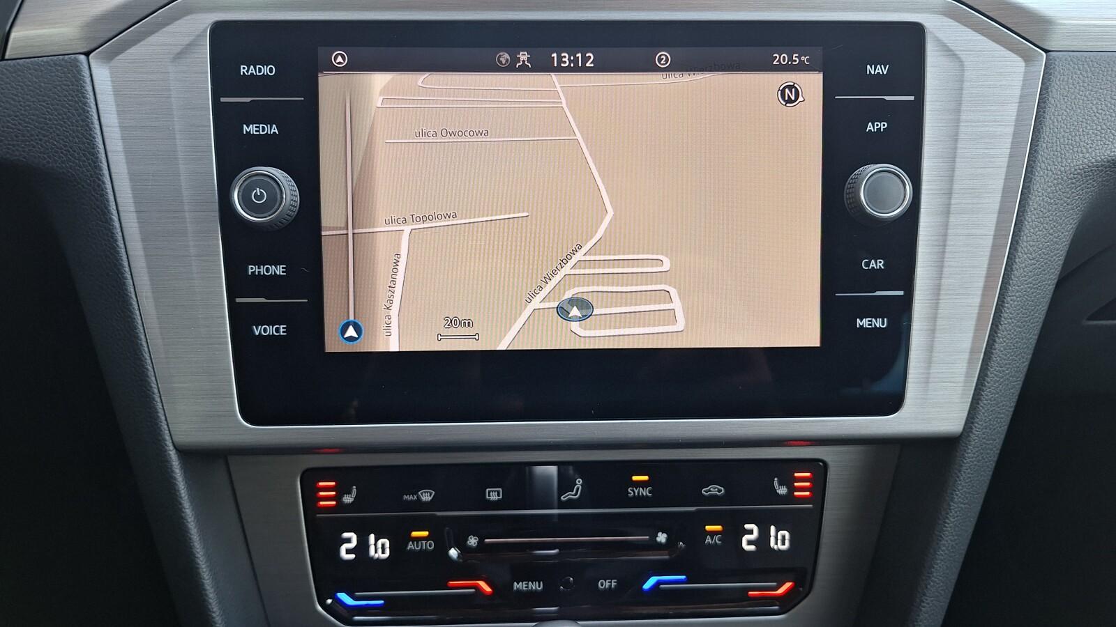 serwis ASO 2.0TDI 150KM bezwypadkowy pakiety ACC kamera PDC VAT23% 19