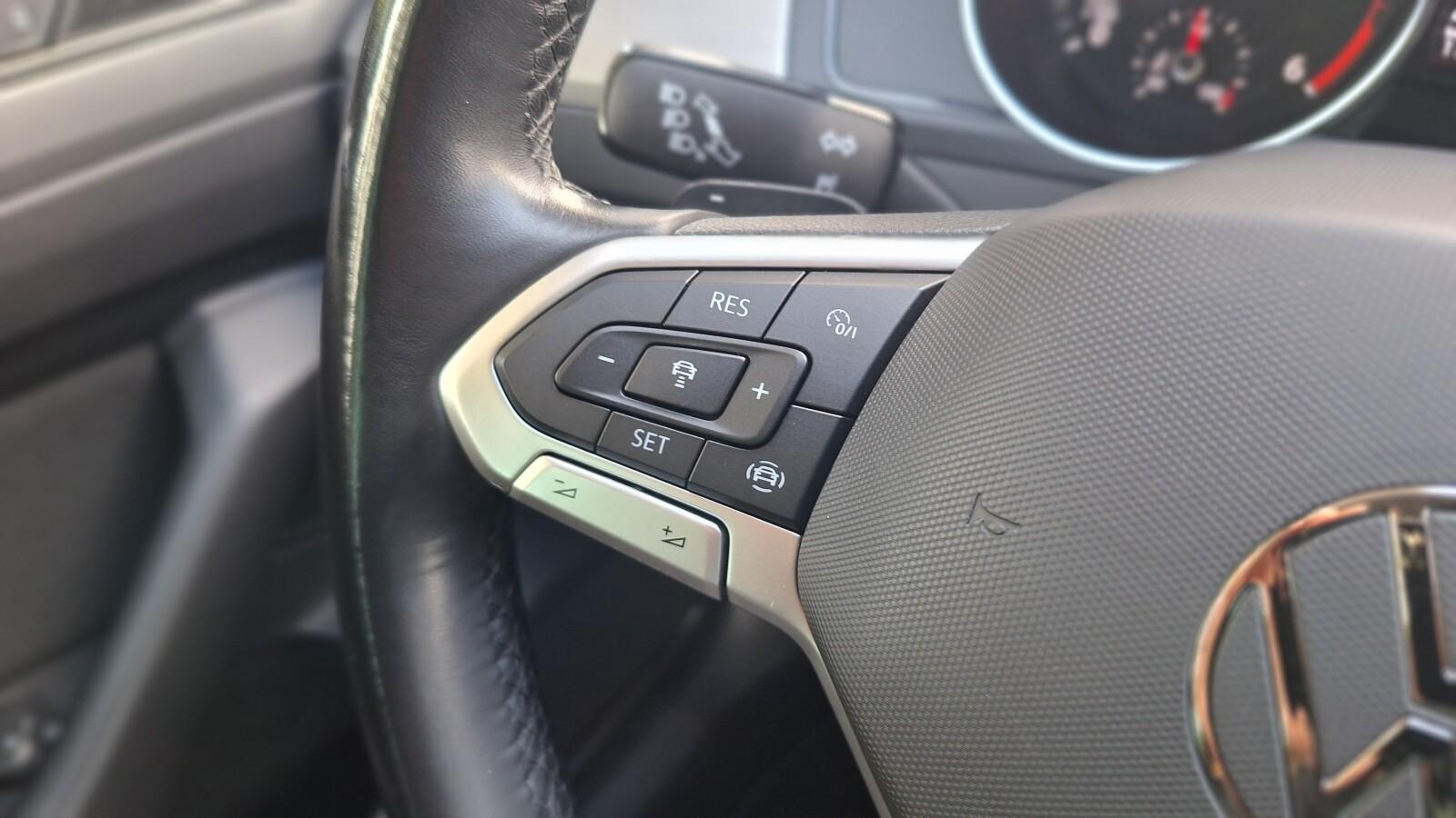 serwis ASO 2.0TDI 150KM bezwypadkowy pakiety ACC kamera PDC VAT23% 17