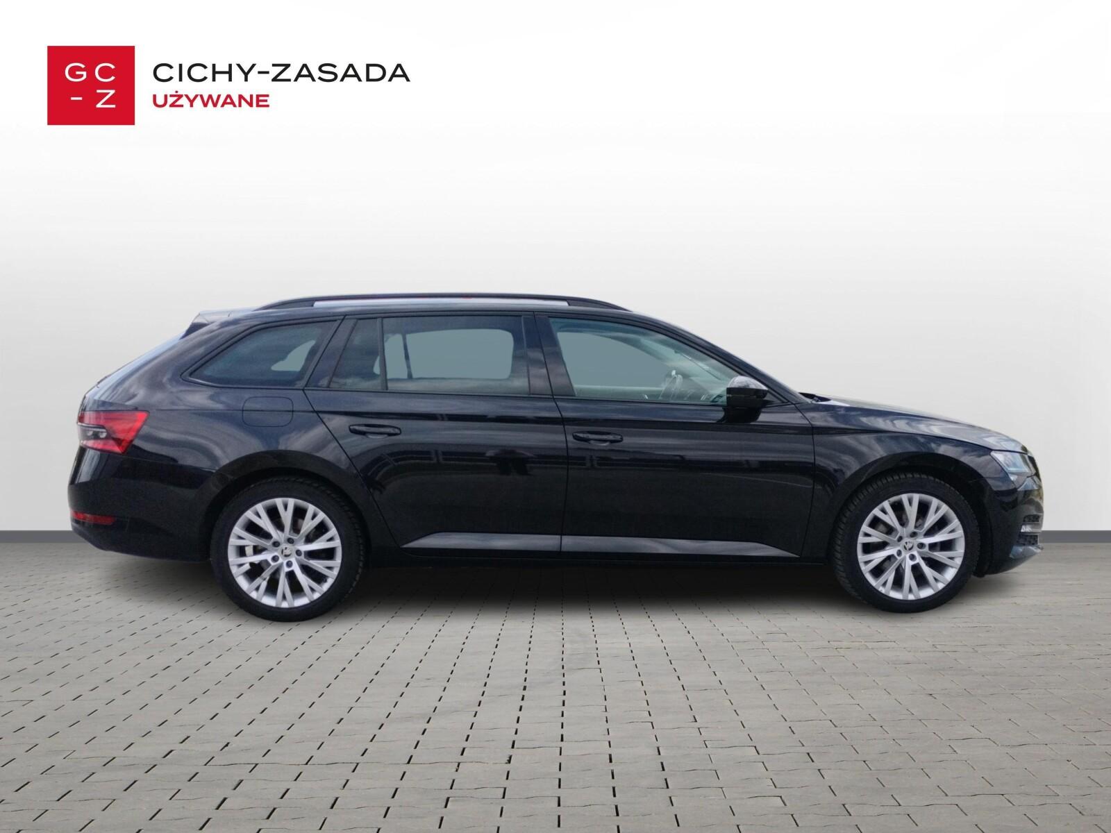 Škoda Superb Combi Style Pakiet Black 5