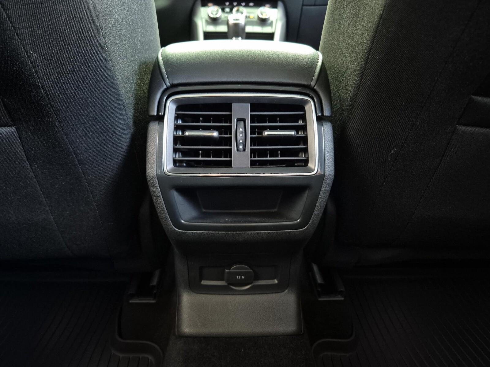 SalonPL 1.5TSI 150KM Ambition Comfort Bezwypadek SerwisASO KessyFull 15