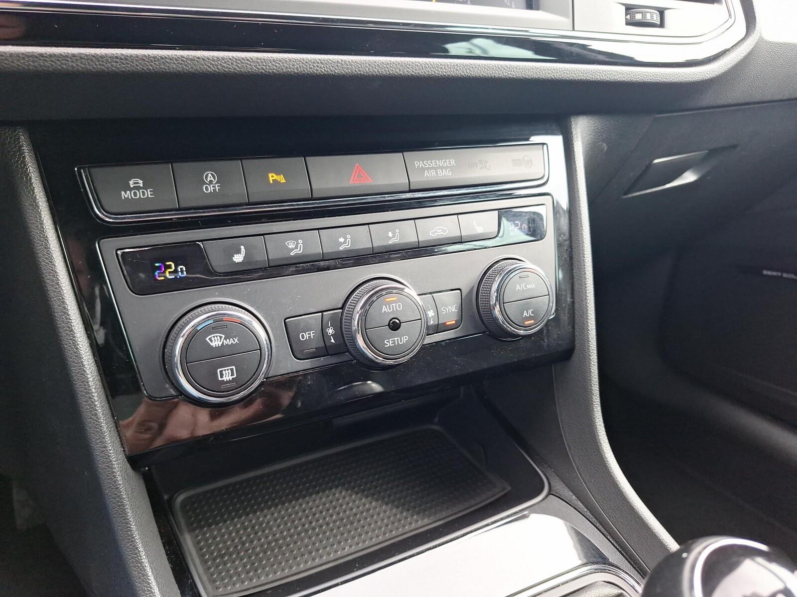 TSI 125KM FR | Tempomat | Full LED | Nawigacja | SEAT Sound | Salon PL 19