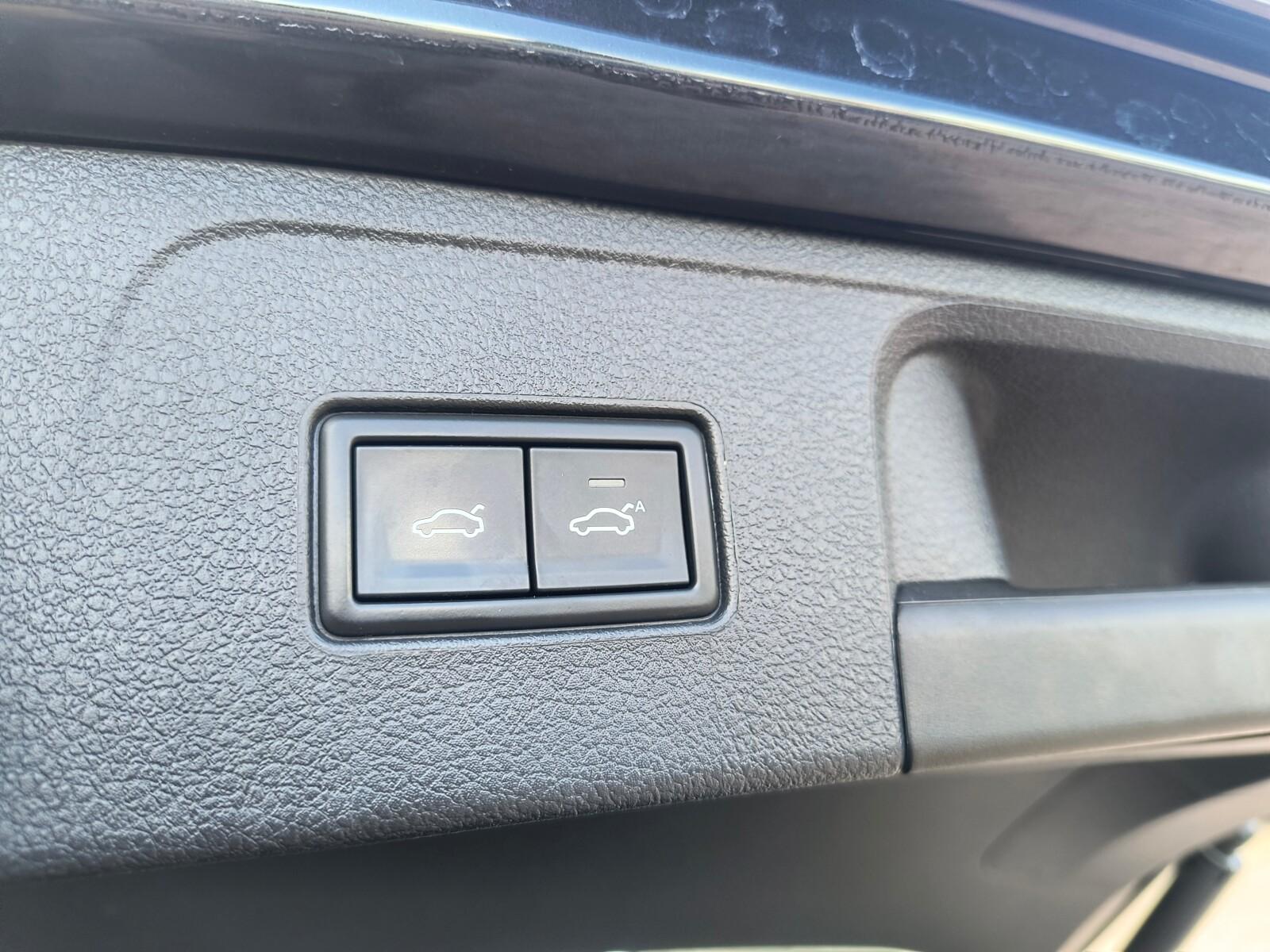 SalonPL serwis ASO 2.0TDI 200KM bezwypadkowy pakiety MatrixLED VAT23% 25