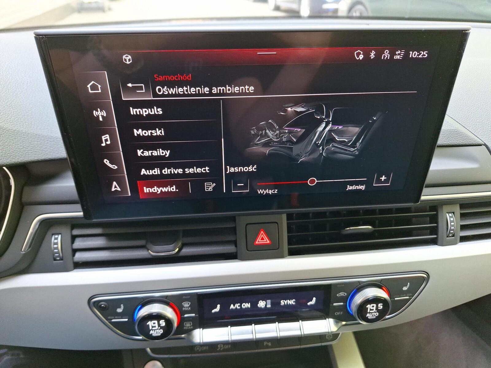 Audi A4 35 TFSI 110(150) kW(KM) S tronic 23