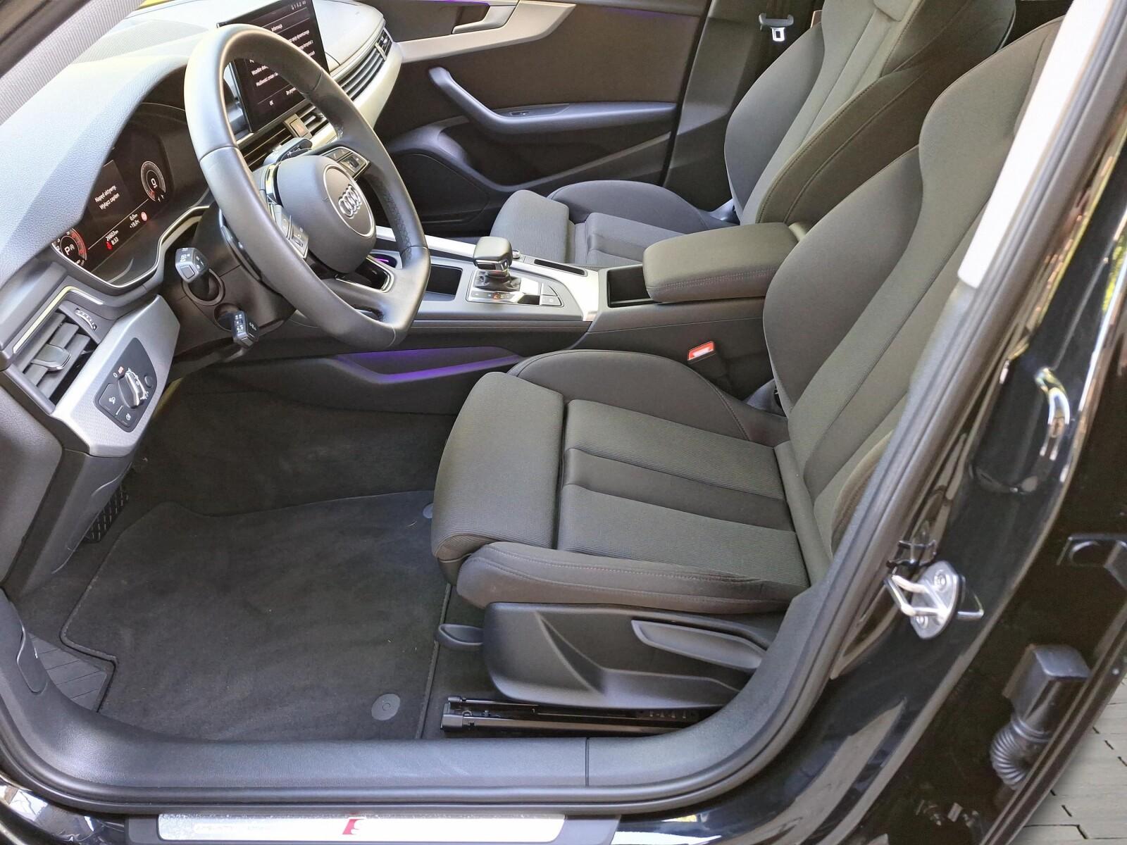 Audi A4 Sedan S line 35 TFSI 110(150) kW(KM) S tronic 11