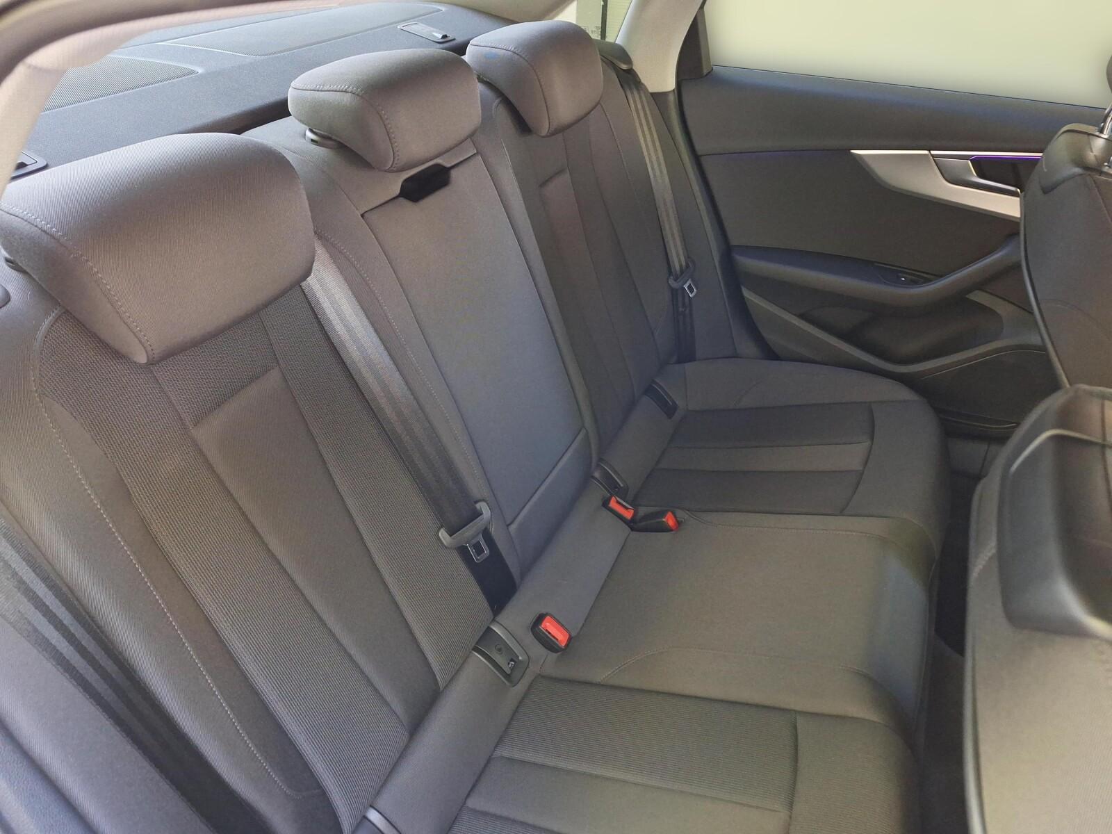 Audi A4 Sedan S line 35 TFSI 110(150) kW(KM) S tronic 10
