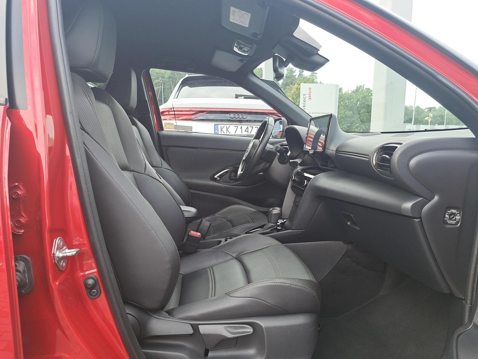 Kamera cofania Reflektory LED Tempomat Hybrid 4x4 11