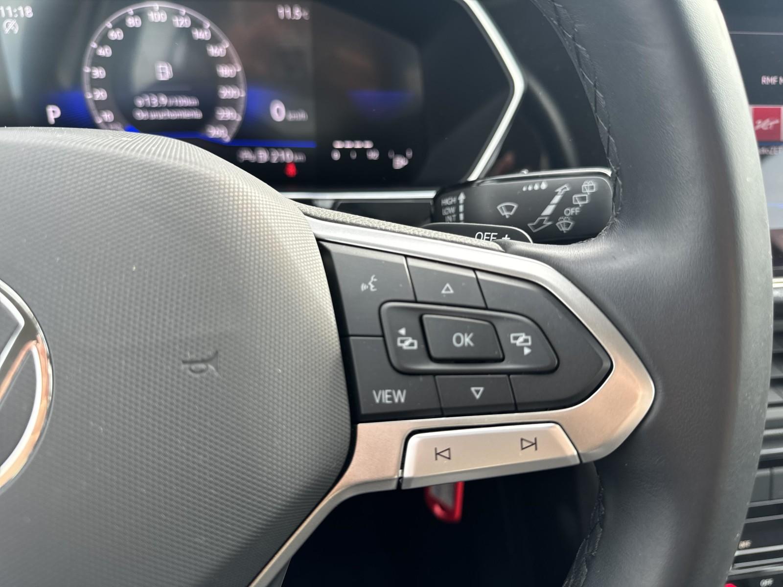 1.5 TSI 150 KM_DSG_LED_Cyfrowe zegary_APP_Kamera_Gwarancja 17