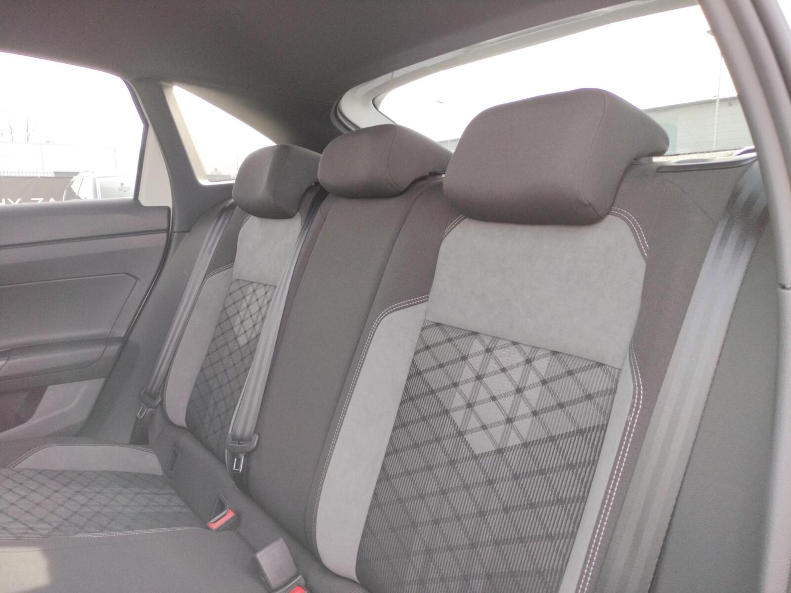 Volkswagen Taigo R-Line 15