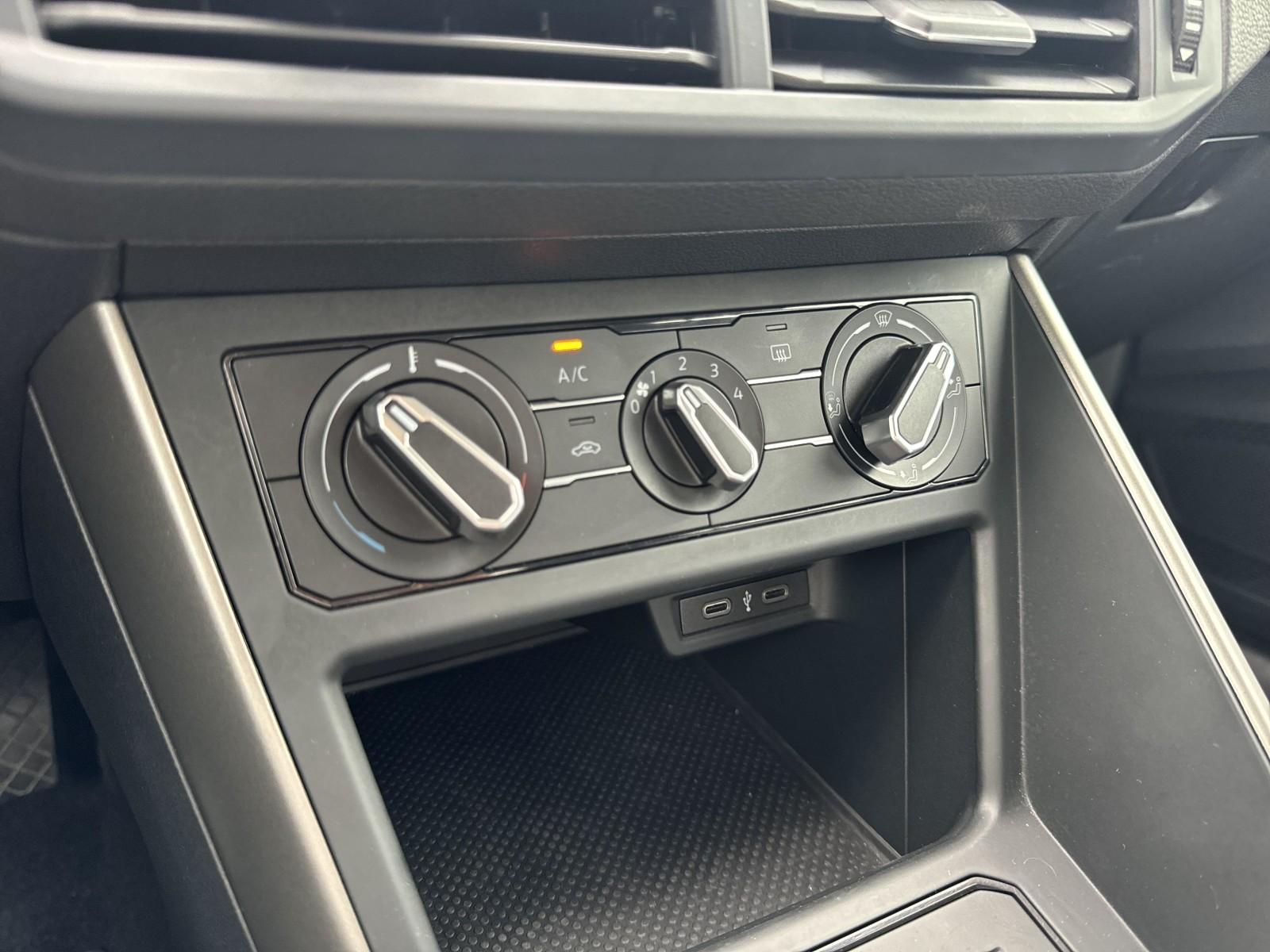 1.0 TSI 95 KM_Comfortline_Start-Stop_Bluetooth_Autoalarm_Alufelgi 18