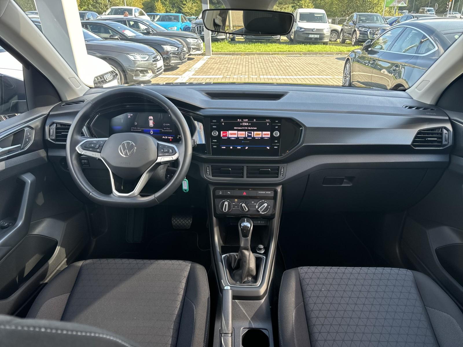 1.0 TSI 110 KM_LIFE_Lane Assist_Cyfrowe zegary_Tempomat_APP_ 8