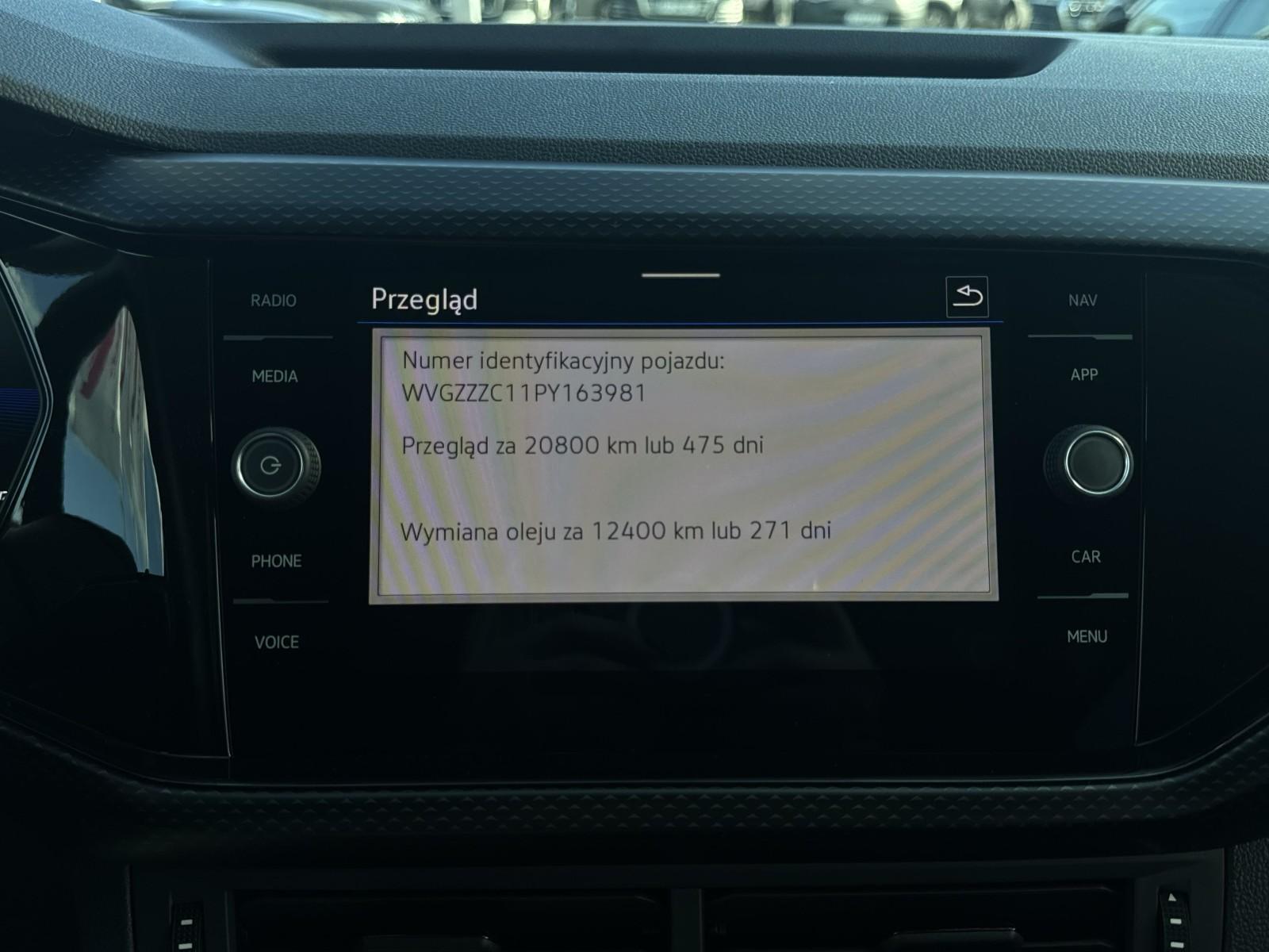 1.0 TSI 110 KM_LIFE_Lane Assist_Cyfrowe zegary_Tempomat_APP_ 26