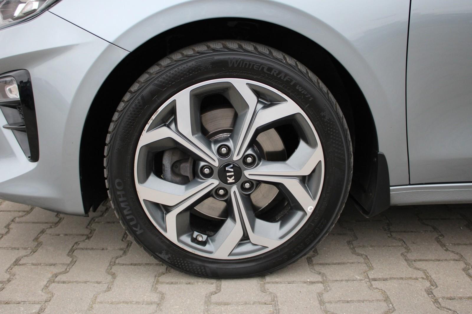 1.4 T-GDI (140KM) L Business Line DCT + Winter + JBL Salon PL ASO 26